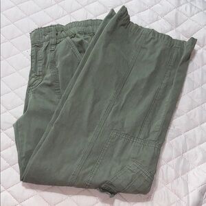 Women’s Green Cargo Pants